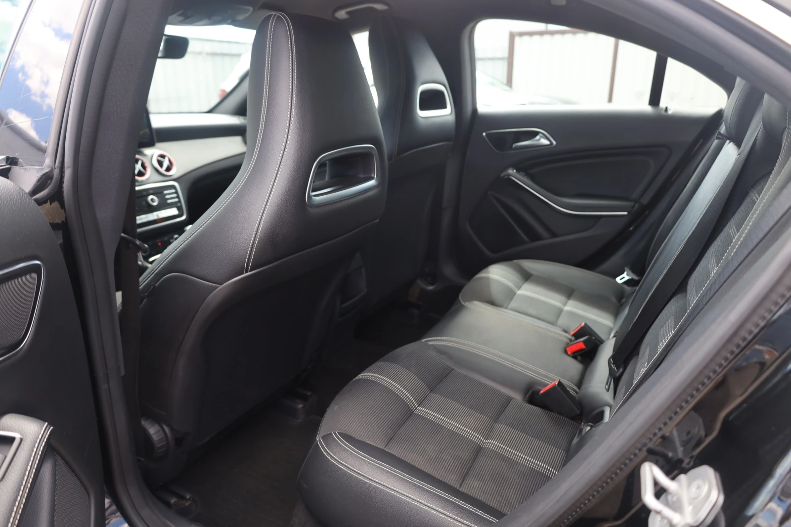 Mercedes-Benz CLA 180 i Face Limo SzH Leder 17Zoll MY16 127Kkm #iCarbg | Mobile.bg   11