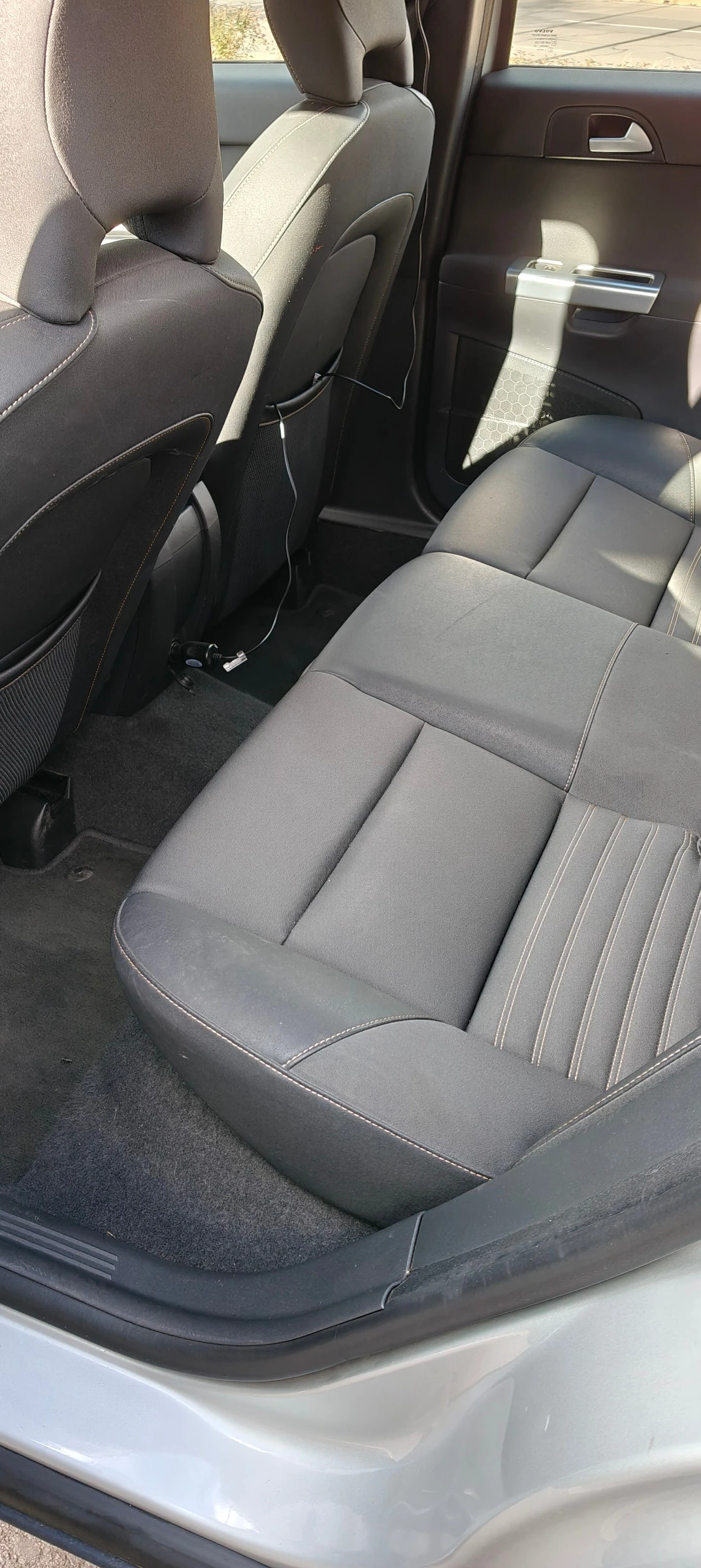 Volvo V50 T-Tec интериор - изображение 6