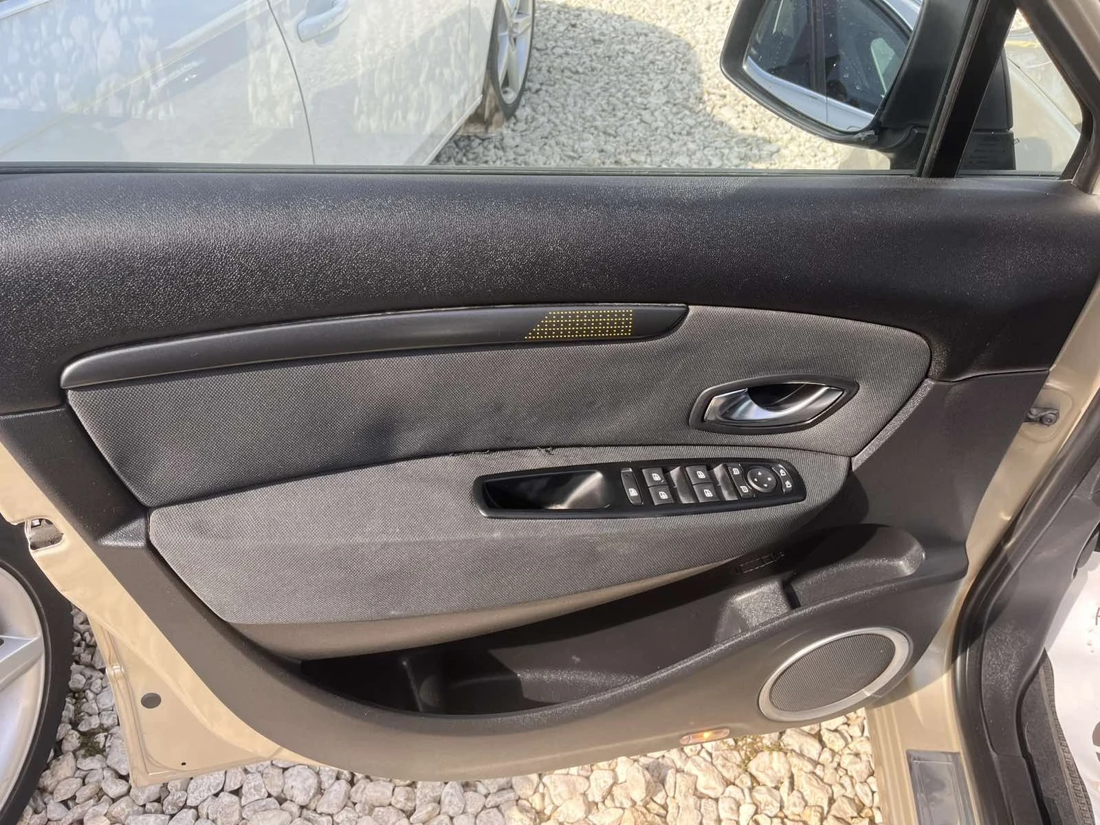 Renault Scenic 1.5dci - изображение 9
