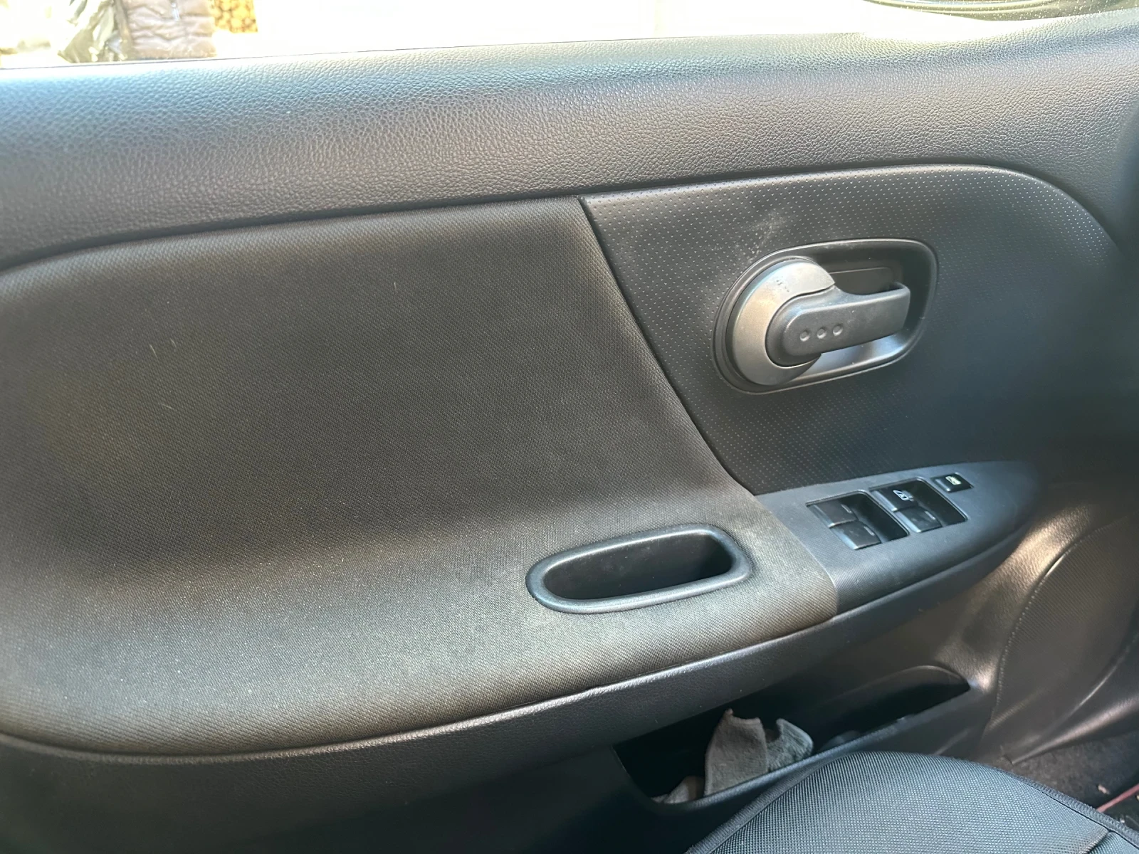 Nissan Note, снимка 9 - Автомобили и джипове - 53748523