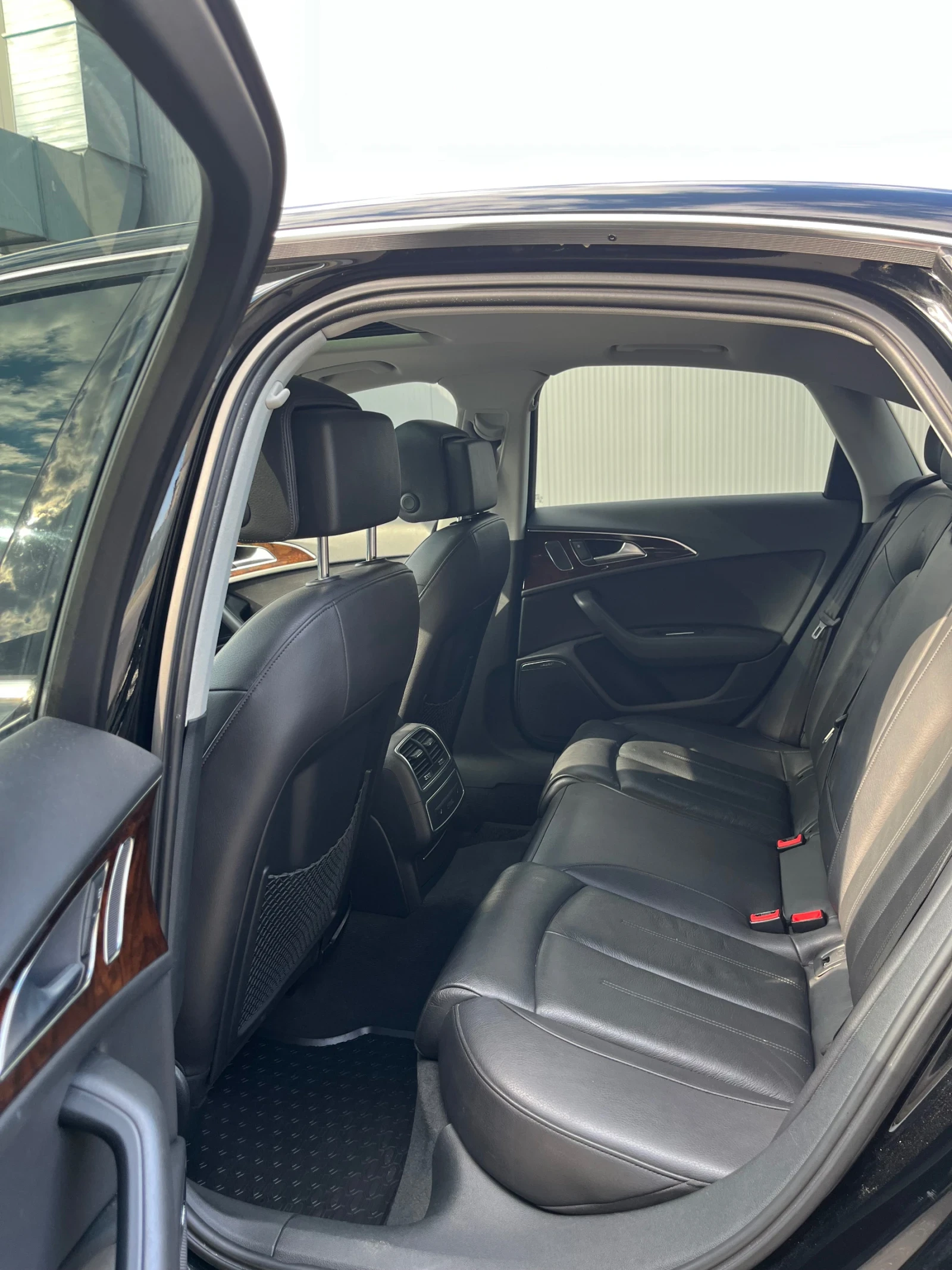 Audi A6 3.0TFSI 333hp FACELIFT CarPlay BOSE, снимка 16 - Автомобили и джипове - 53880012