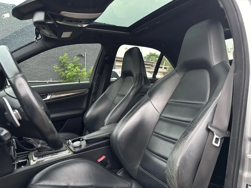 Mercedes-Benz C 63 AMG * КОЖА* ПОДГРЕВ* НАВИ* ШИБИДАХ* КРАЙНА ЦЕНА* , снимка 14 - Автомобили и джипове - 54185610