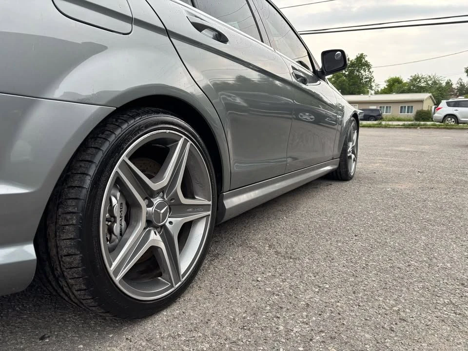 Mercedes-Benz C 63 AMG * КОЖА* ПОДГРЕВ* НАВИ* ШИБИДАХ* КРАЙНА ЦЕНА* , снимка 7 - Автомобили и джипове - 54185610