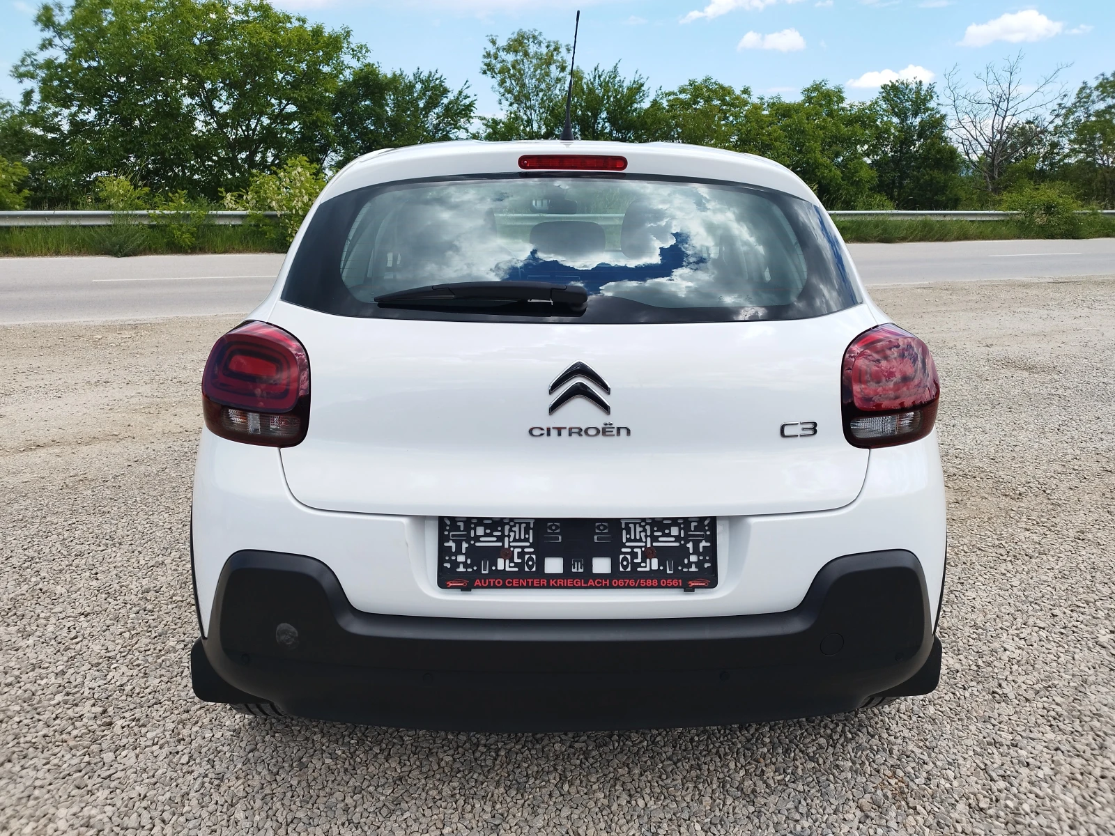 Citroen C3 1.2i 68 kc.EURO 6, снимка 4 - Автомобили и джипове - 54564753
