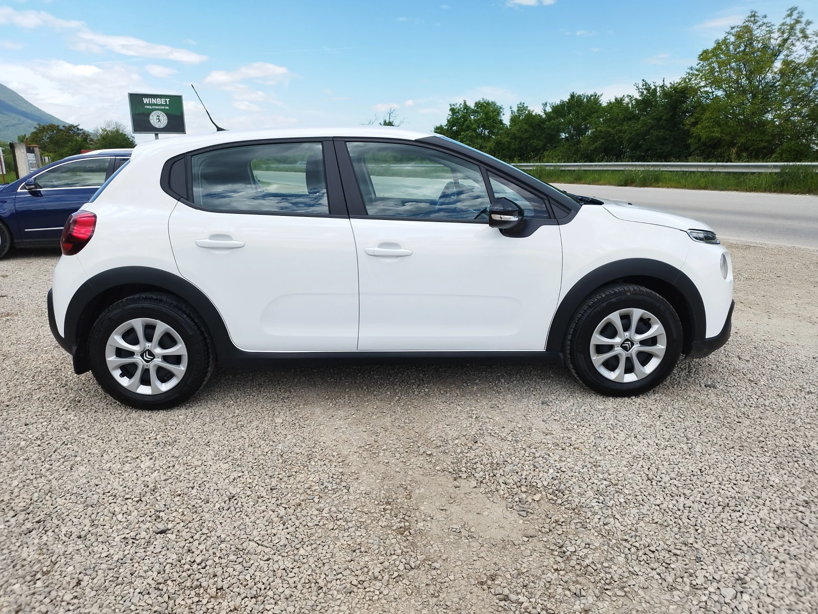 Citroen C3 1.2i 68 kc.EURO 6, снимка 6 - Автомобили и джипове - 54564753