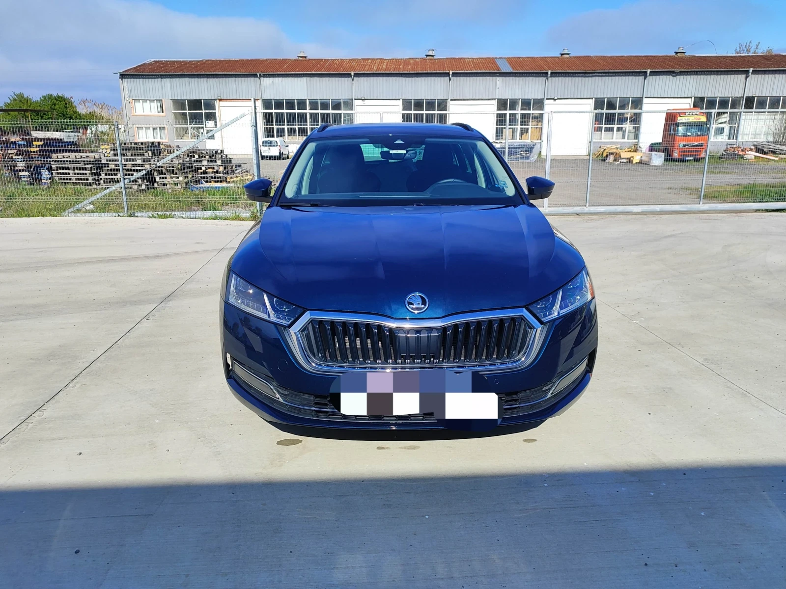Skoda Octavia Style + , снимка 2 - Автомобили и джипове - 54570956