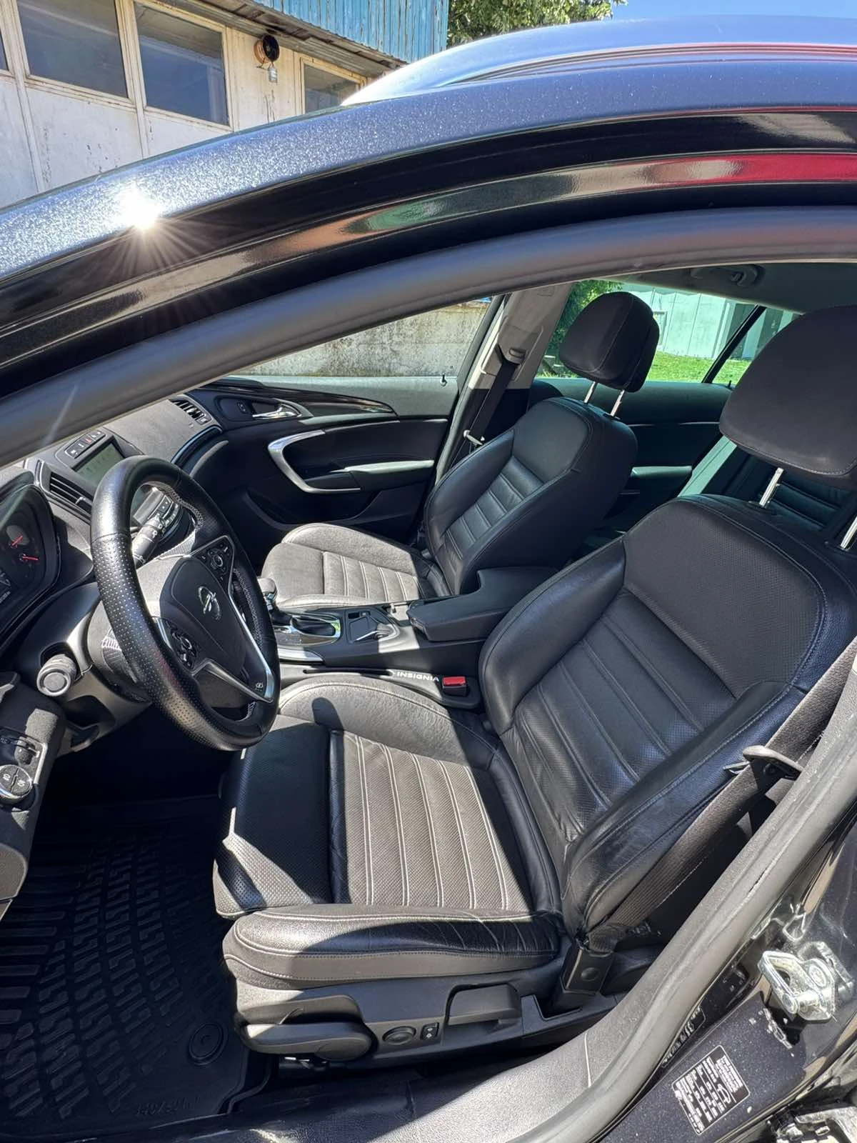 Opel Insignia 4х4 Bi Turbo, снимка 16 - Автомобили и джипове - 54720110