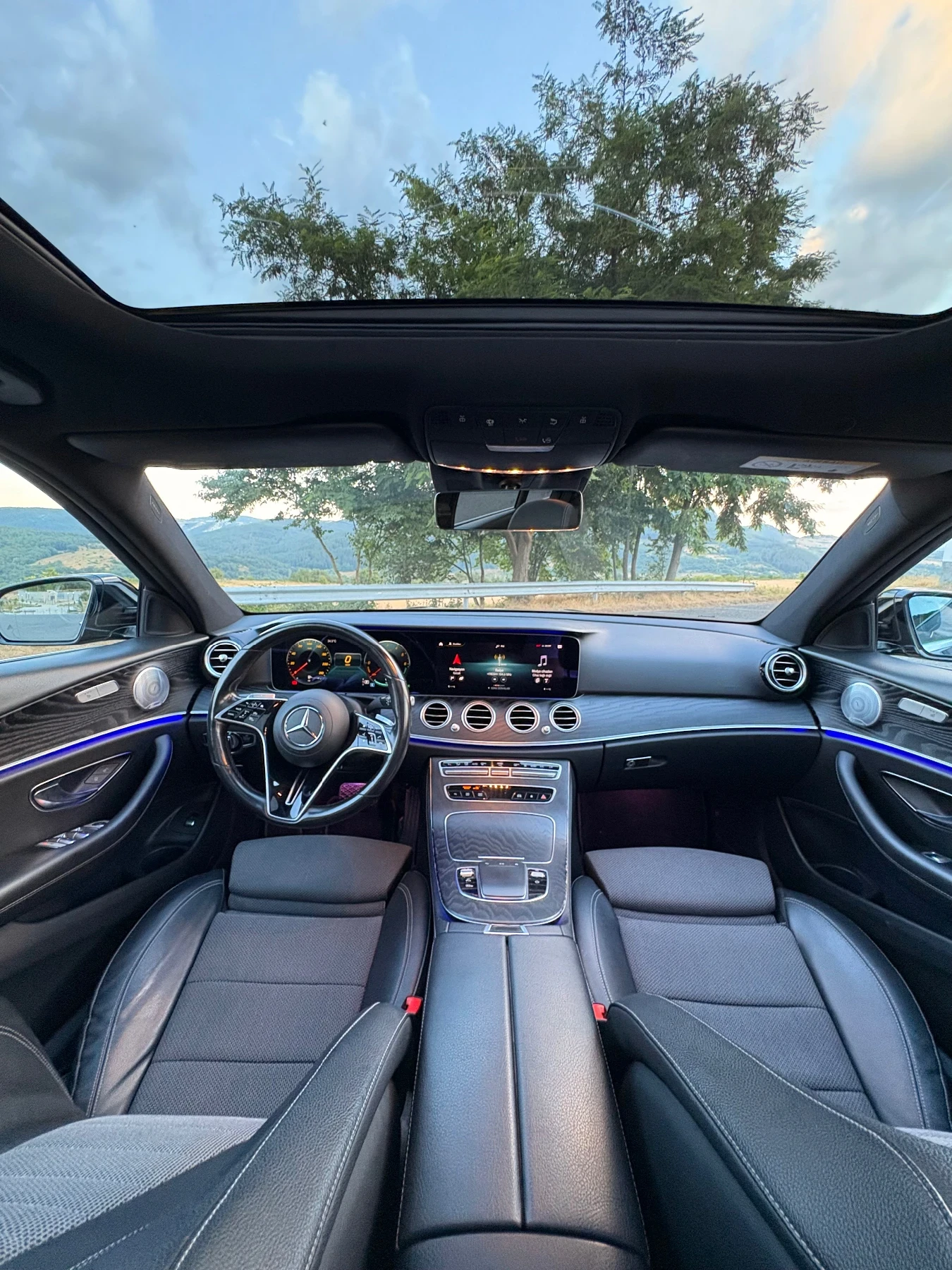 Mercedes-Benz E 300 AMG Line Facelift Keyless Go, снимка 7 - Автомобили и джипове - 55093638