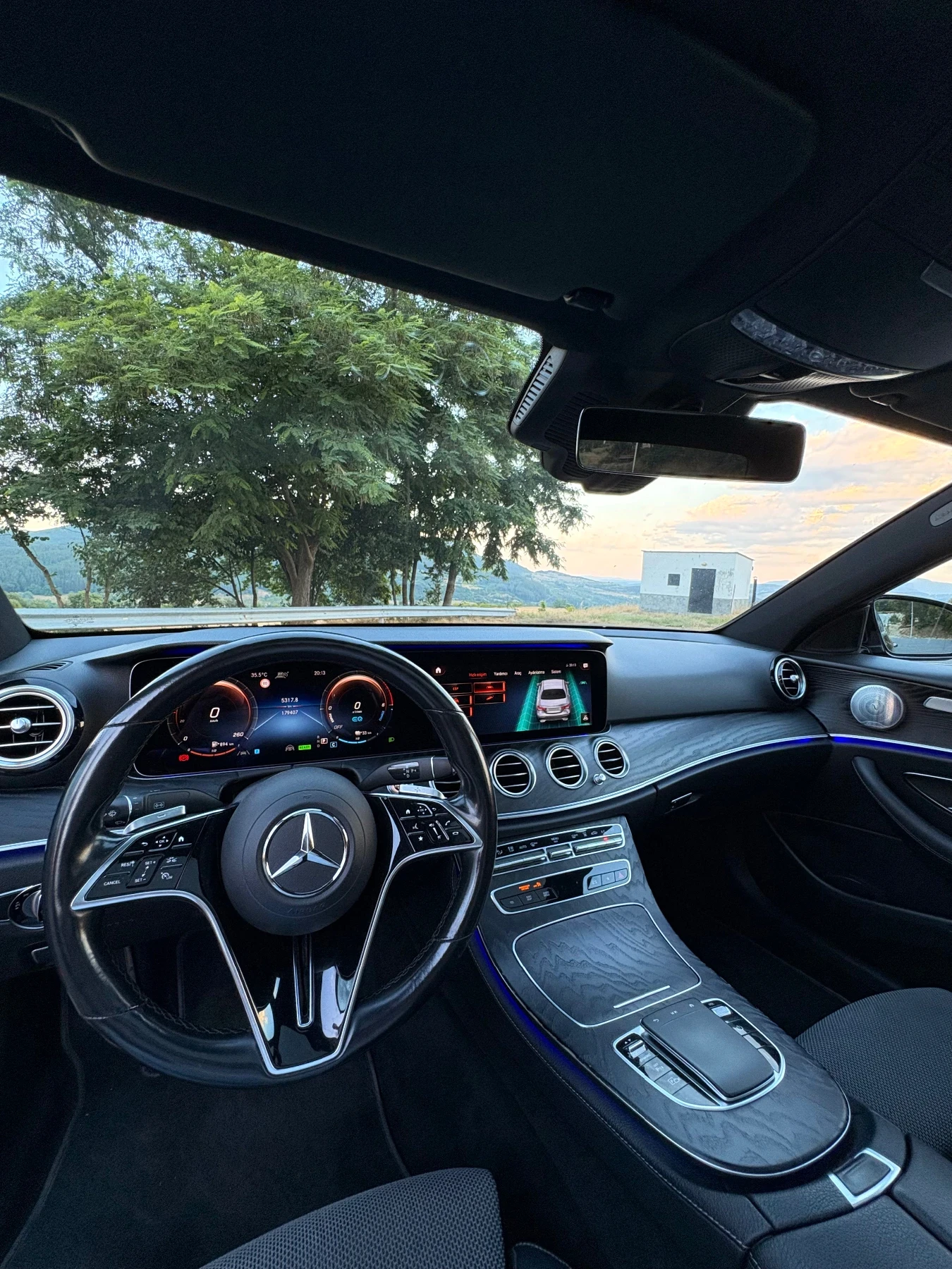 Mercedes-Benz E 300 AMG Line Facelift Keyless Go, снимка 12 - Автомобили и джипове - 55093638