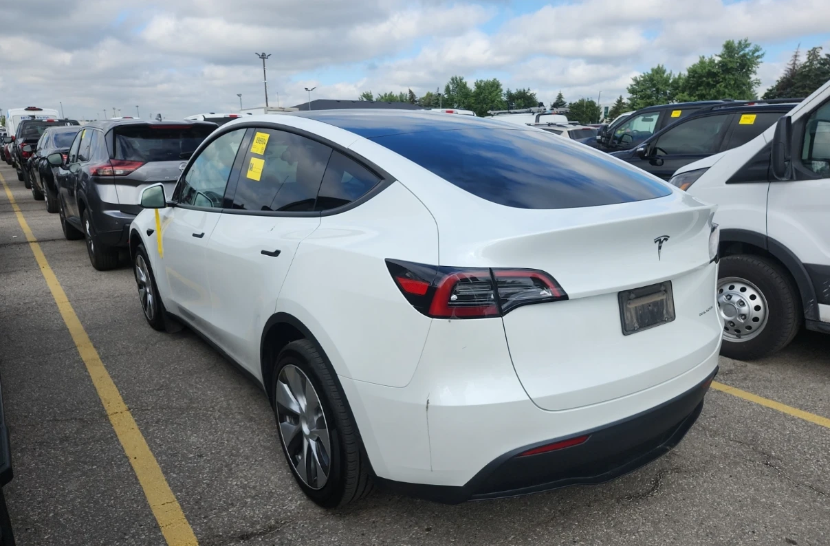 Tesla Model Y AWD* Long range* Parking control* Памет* Подгрев, снимка 5 - Автомобили и джипове - 55234781