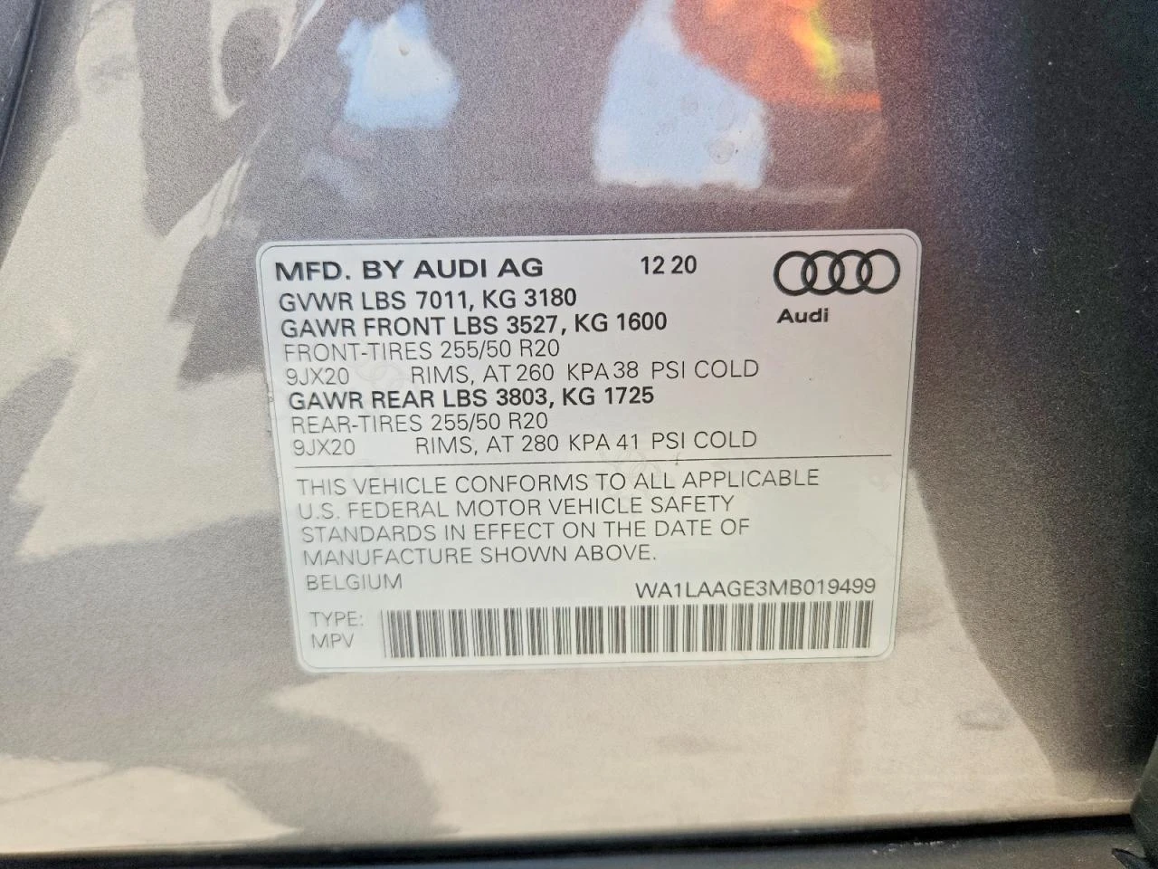 Audi E-Tron Premium Plus, снимка 13 - Автомобили и джипове - 56314693