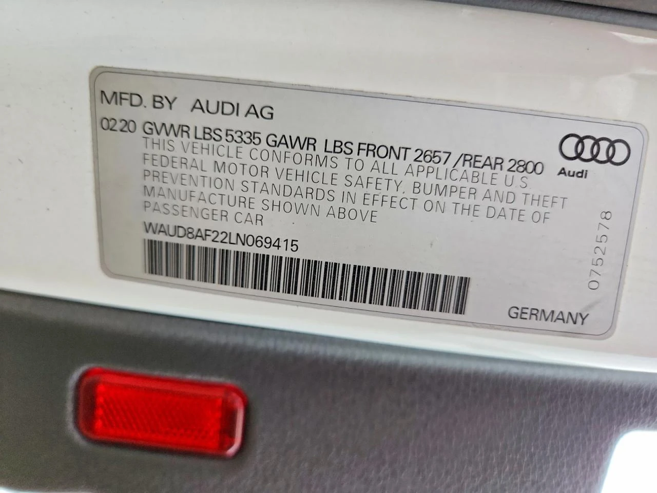 Audi A6 2.0l Premium, снимка 12 - Автомобили и джипове - 56349169