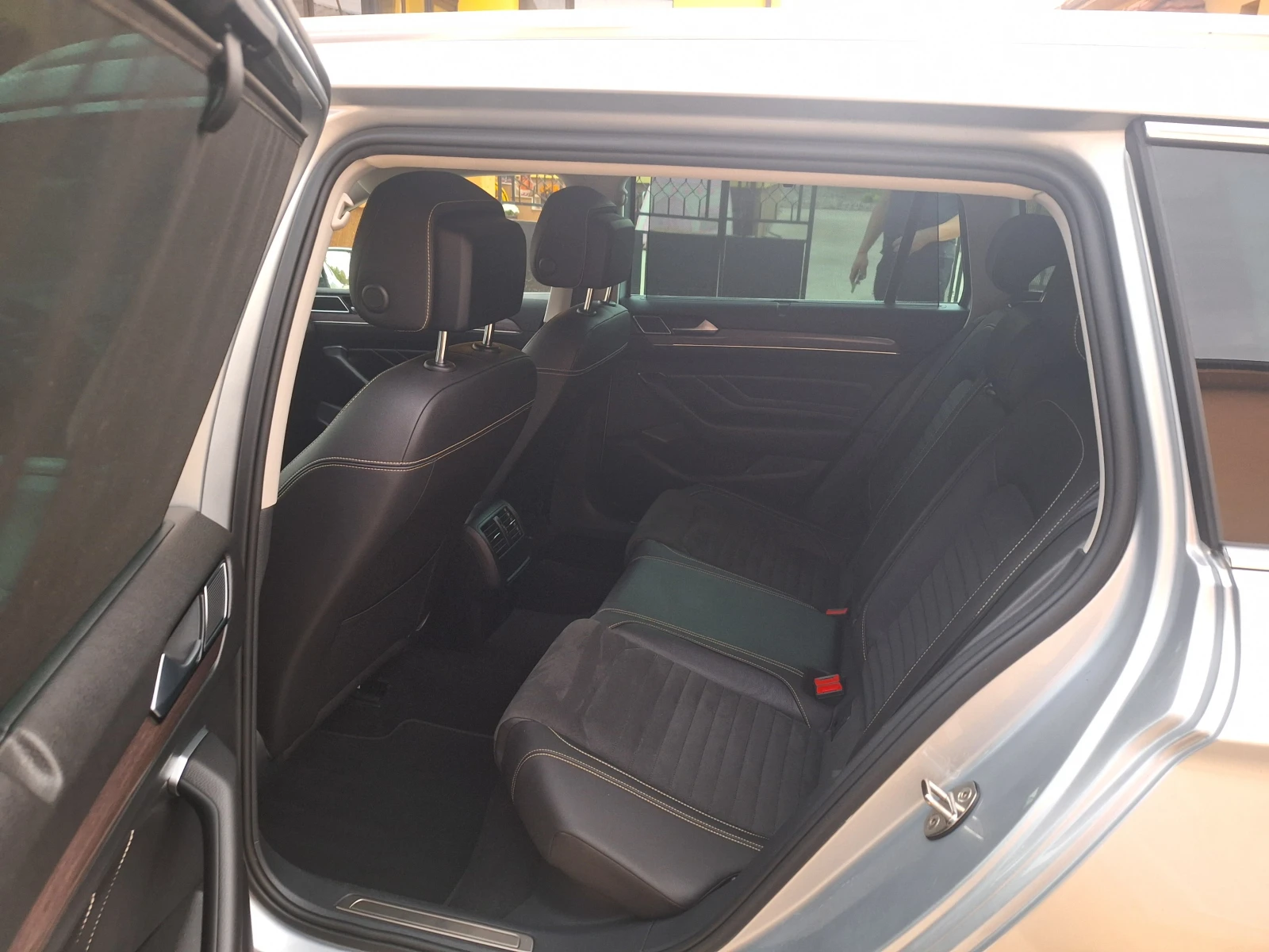 VW Passat VIRTUAL 190hp HighLine, снимка 13 - Автомобили и джипове - 56456008