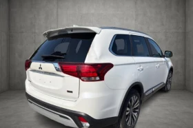 Mitsubishi Outlander * ПАНО* KEYLESS* Camera* ПОДГРЕВ* , снимка 6