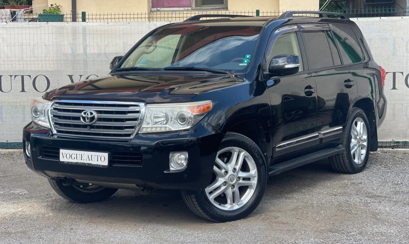 Toyota Land cruiser 200* V8* FULL, снимка 1 - Автомобили и джипове - 47430362