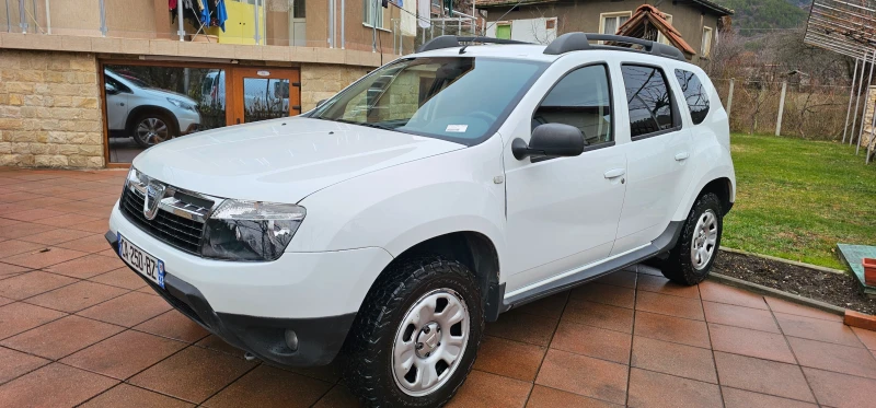 Dacia Duster 1.5dci/4x4/TURBO, снимка 2 - Автомобили и джипове - 48200693