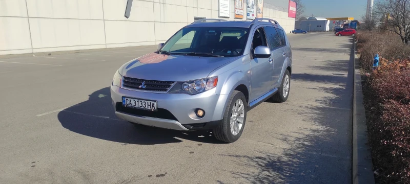 Mitsubishi Outlander, снимка 1 - Автомобили и джипове - 48277964