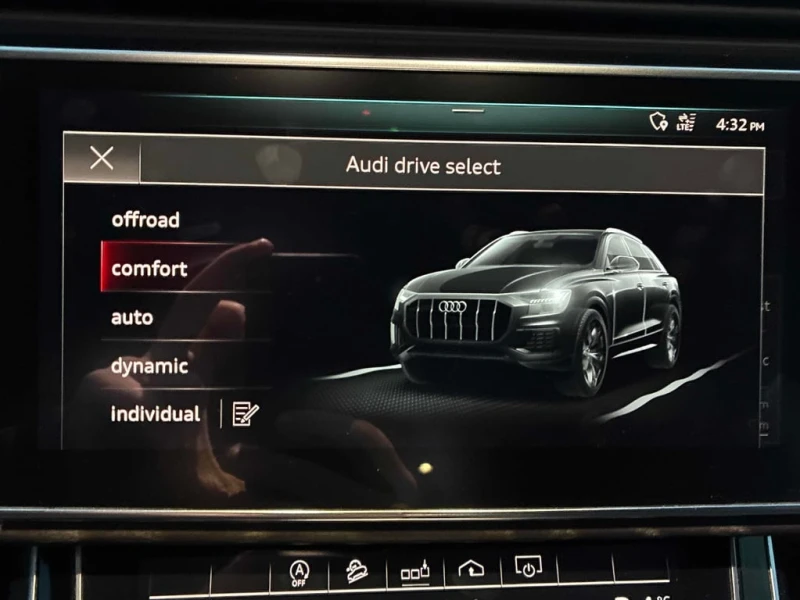 Audi Q8 * Progressiv * CARFAX * ЦЕНА ДО БГ, снимка 17 - Автомобили и джипове - 53072972