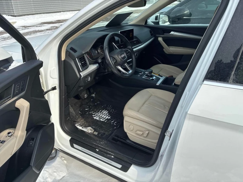 Audi Q5 * Progressiv * CARFAX * ПОДГРЕВИ * ПАНОРАМА* , снимка 5 - Автомобили и джипове - 53330467