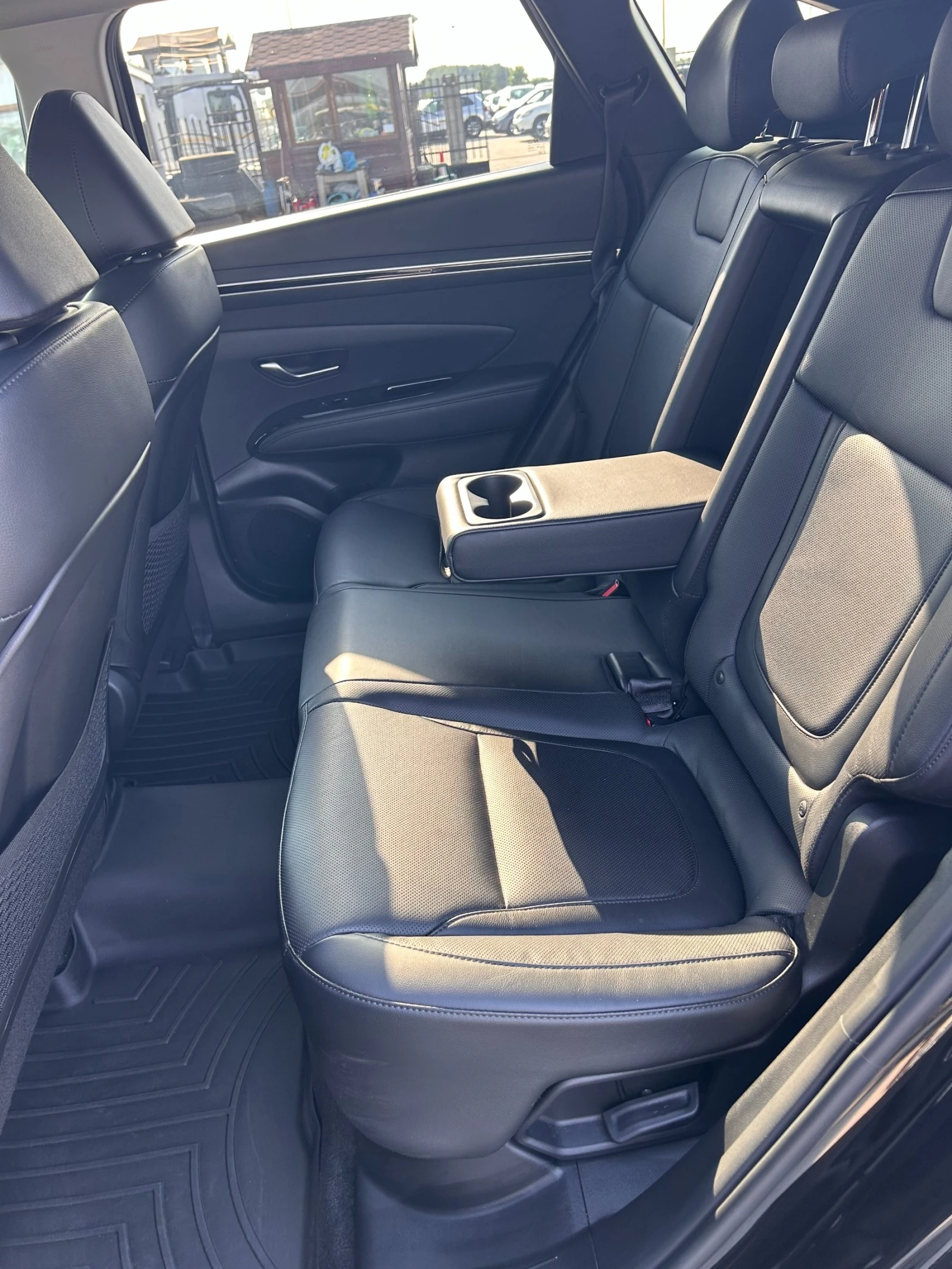 Hyundai Tucson 1.6i HYBRID 4X4 NAVI/PANORAMA FULL EURO 6 7800KM!! | Mobile.bg   11