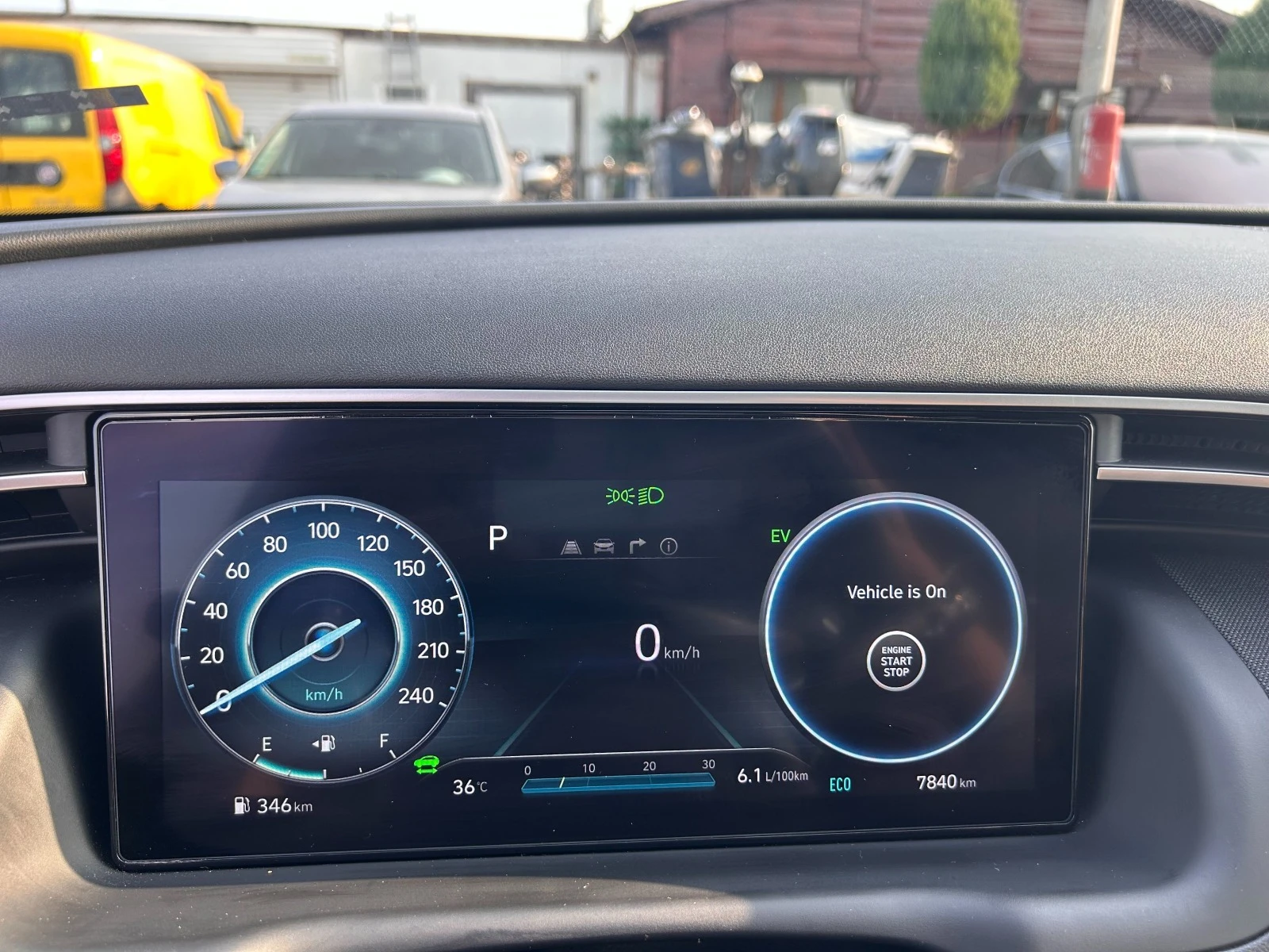 Hyundai Tucson 1.6i HYBRID 4X4 NAVI/PANORAMA FULL EURO 6 7800KM!! | Mobile.bg   17