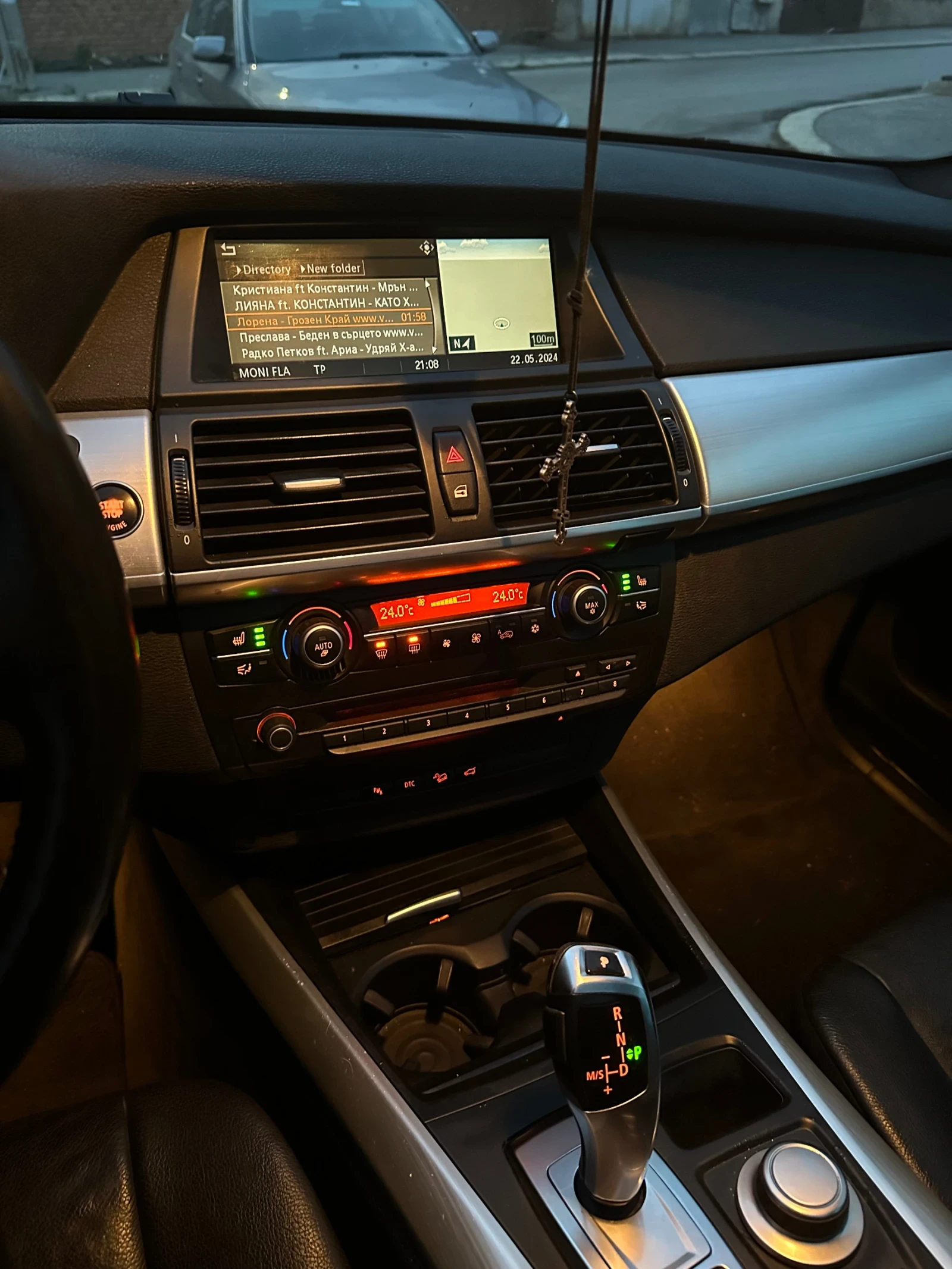 BMW X5 E70 - изображение 10