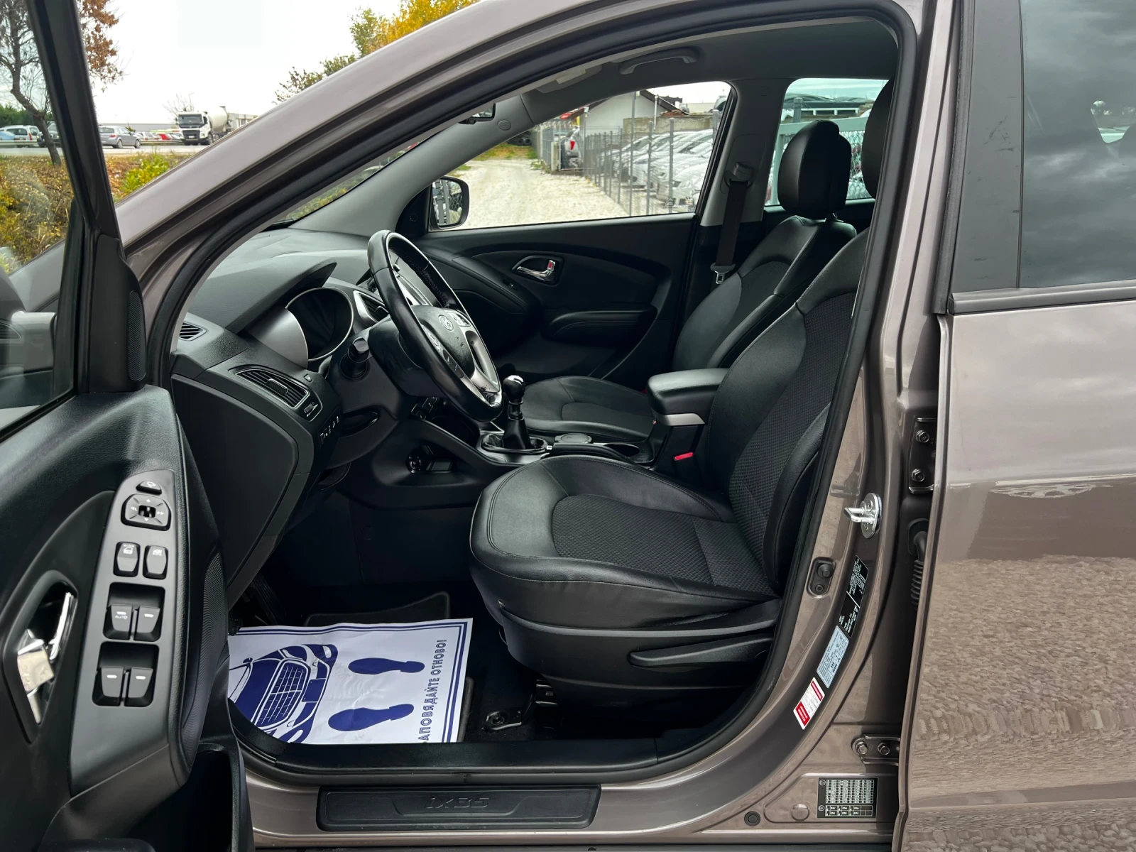 Hyundai IX35 2.0CRDI 4WD SWISS EDITION  EURO5 - изображение 10