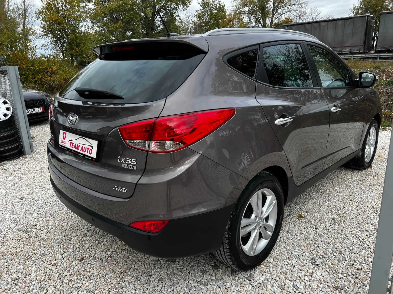 Hyundai IX35 2.0CRDI 4WD SWISS EDITION  EURO5 - изображение 6