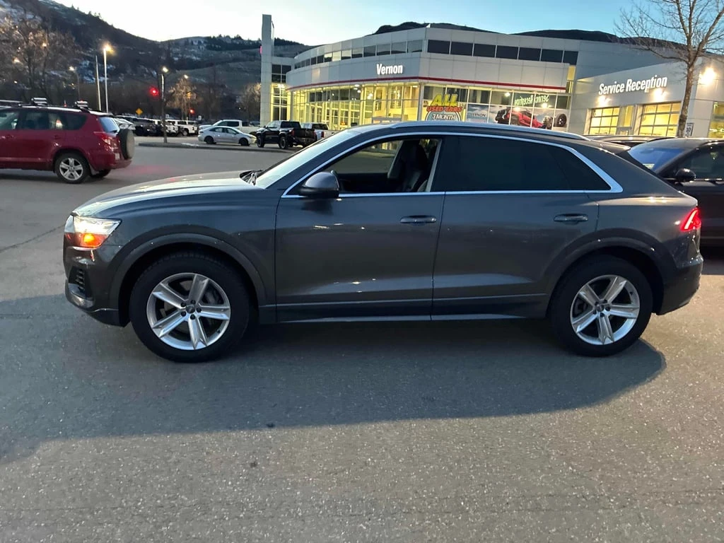 Audi Q8 * Progressiv * CARFAX * ���� �� �� | Mobile.bg � ����������� 2