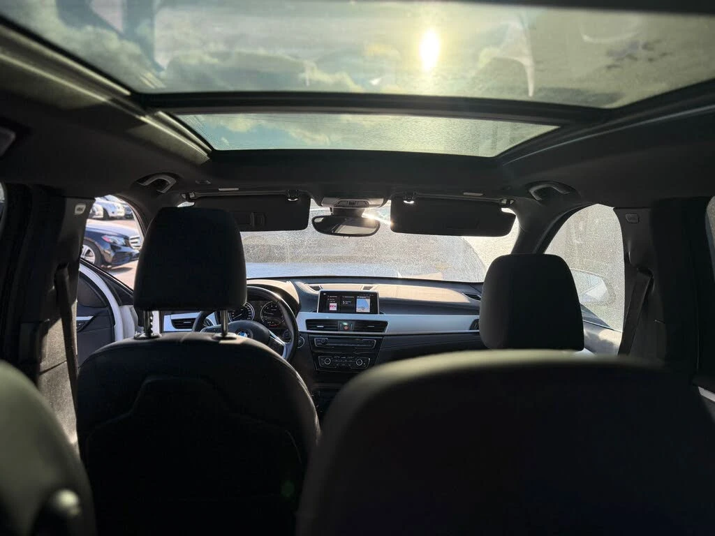 BMW X1 xDrive28i AWD АвтоКредит  (ЦЕНА ДО БГ), снимка 8 - Автомобили и джипове - 53906882