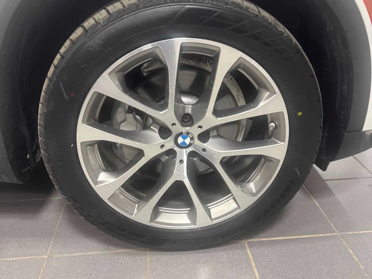 BMW X5 * xDrive40i * ПОДГРЕВИ * ПАНО * 2 КЛЮЧА * CARFAX *, снимка 7 - Автомобили и джипове - 54093919