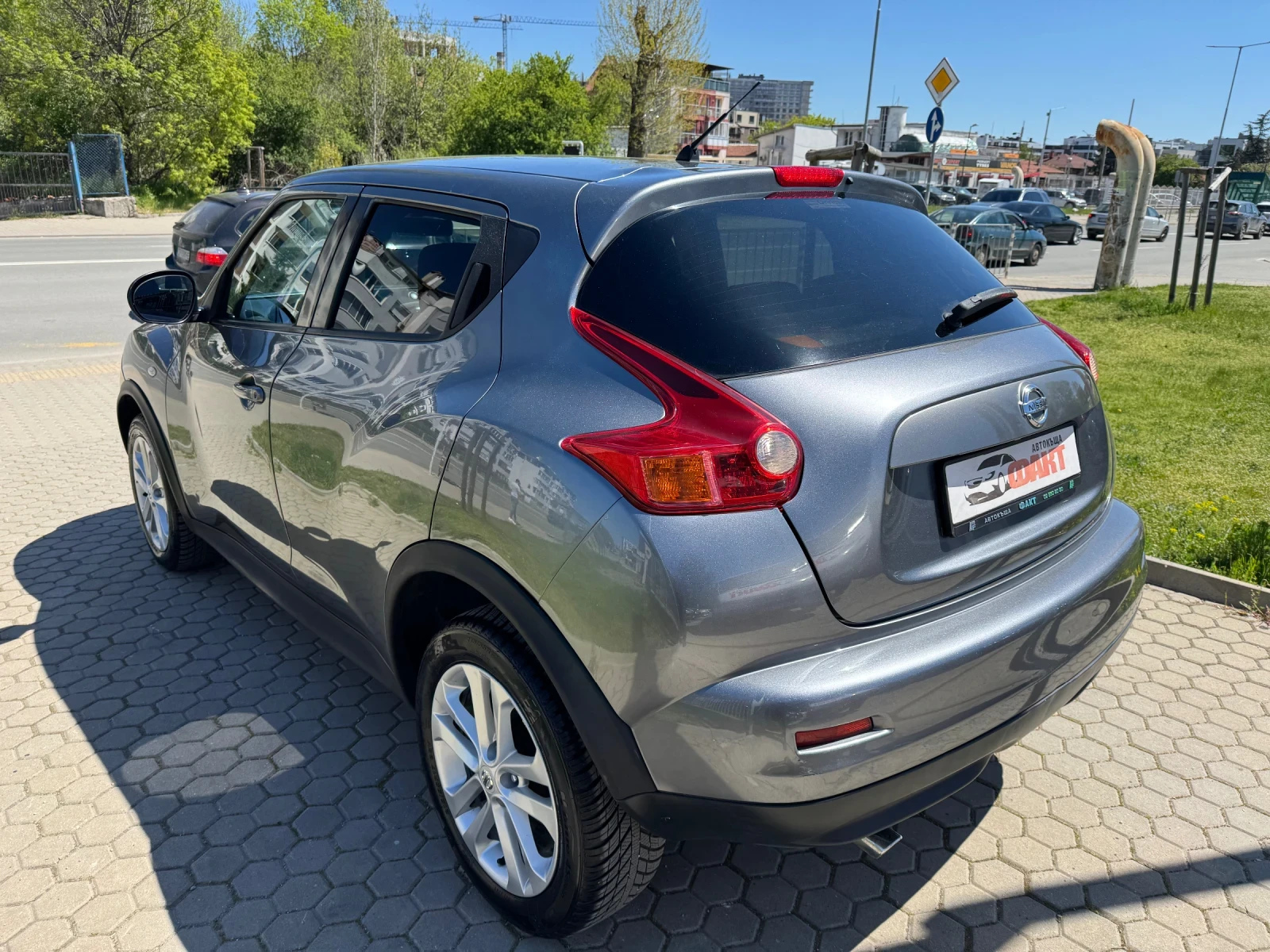 Nissan Juke 1.5dCi/NAVI, снимка 5 - Автомобили и джипове - 54318517
