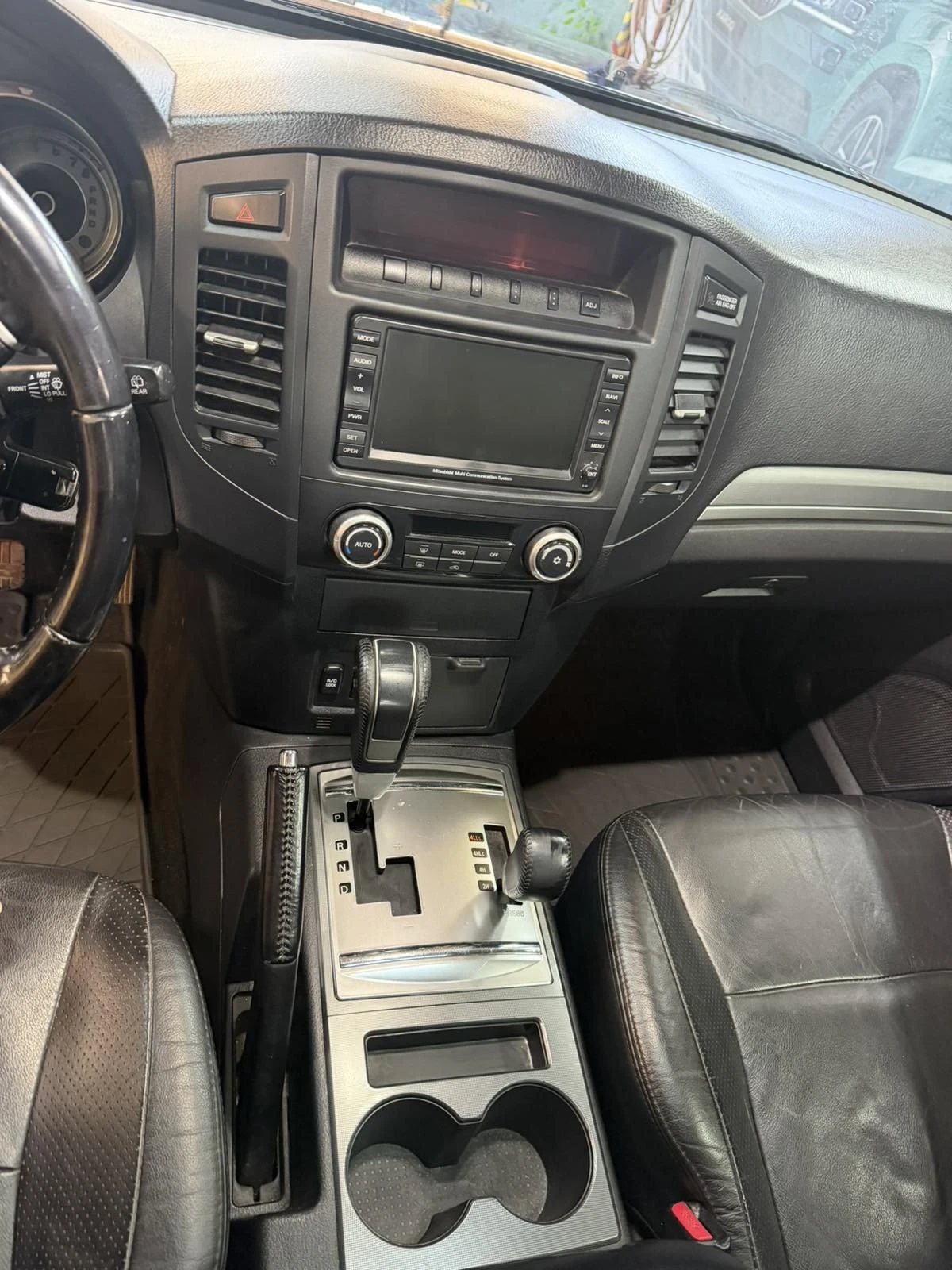 Mitsubishi Pajero 3, 8 V6, снимка 7 - Автомобили и джипове - 54461203