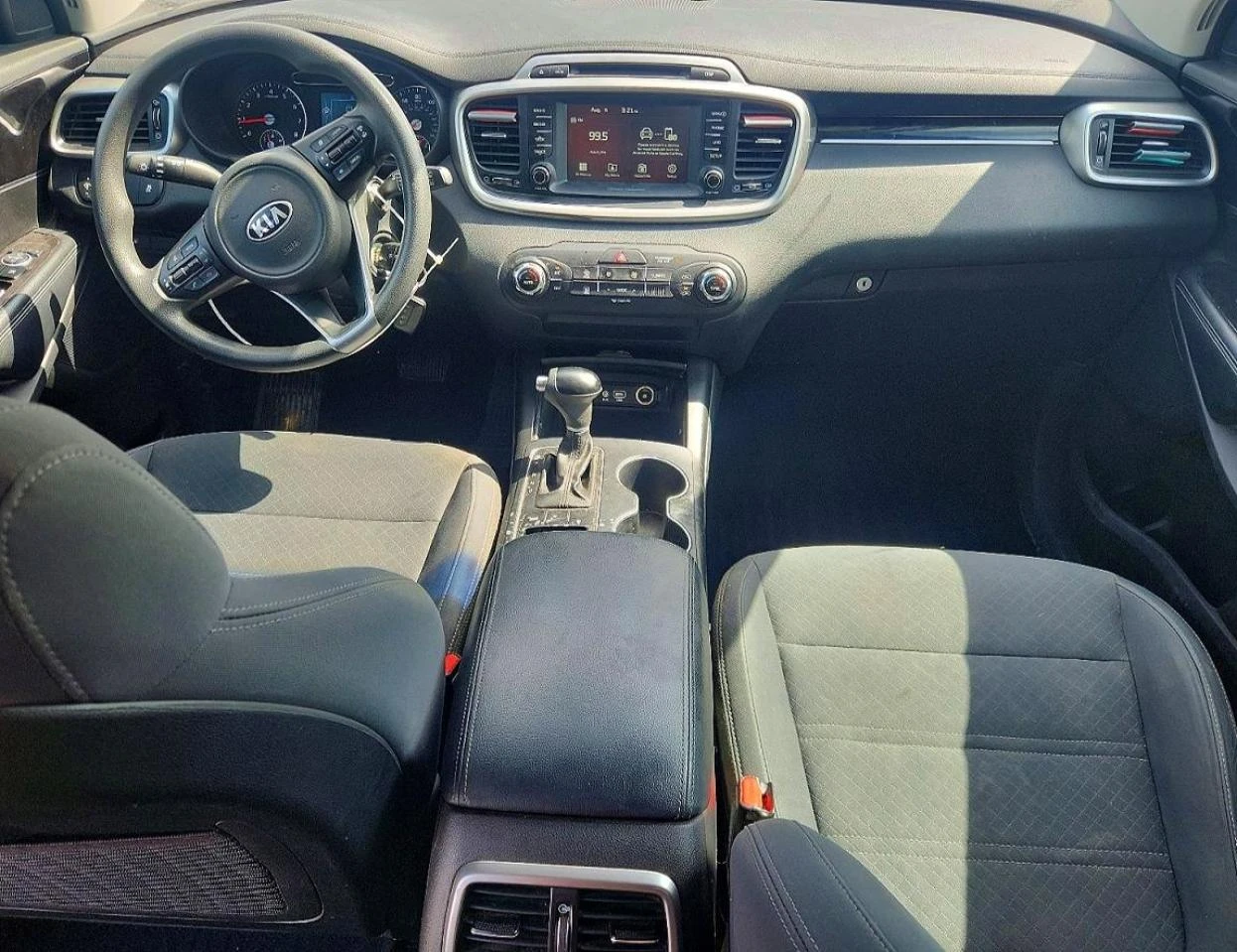 Kia Sorento 2.4l Lx, снимка 8 - Автомобили и джипове - 56034958