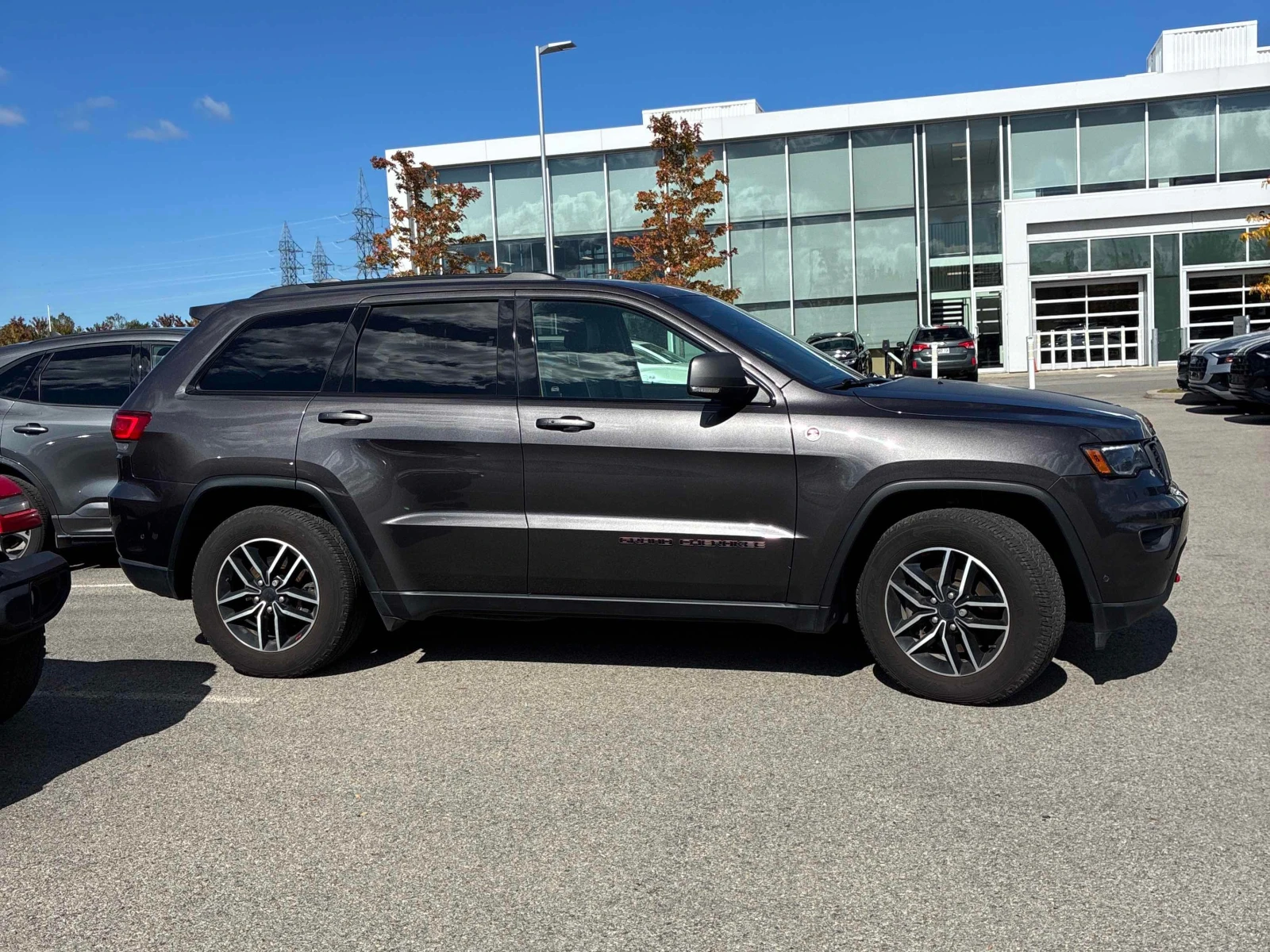 Jeep Grand cherokee Trailhawk | CARFAX | БЕЗ ИНЦИДЕНТИ , снимка 4 - Автомобили и джипове - 56142876