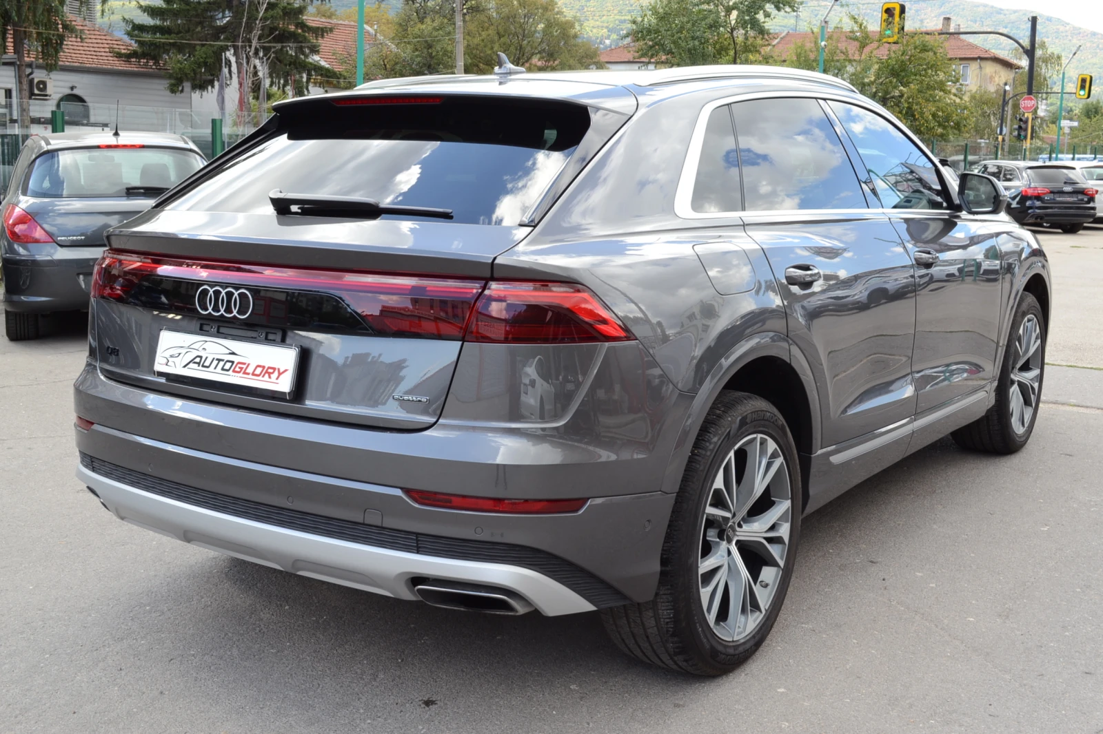 Audi Q8 55 TFSI QUATTRO, снимка 5 - Автомобили и джипове - 56209594