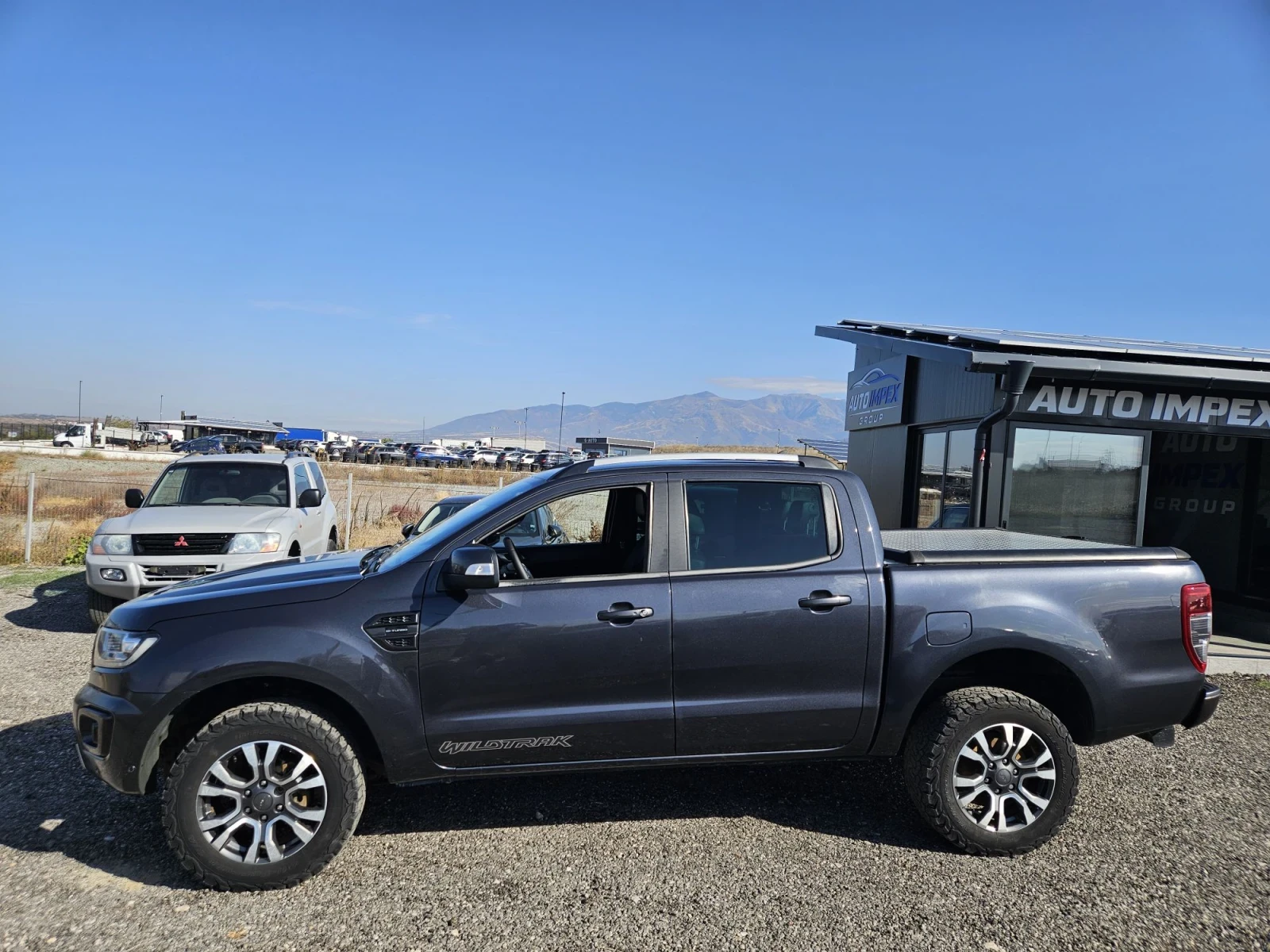 Ford Ranger 2.0 bi-turbo Wildtruck Automatic, снимка 2 - Автомобили и джипове - 56584342