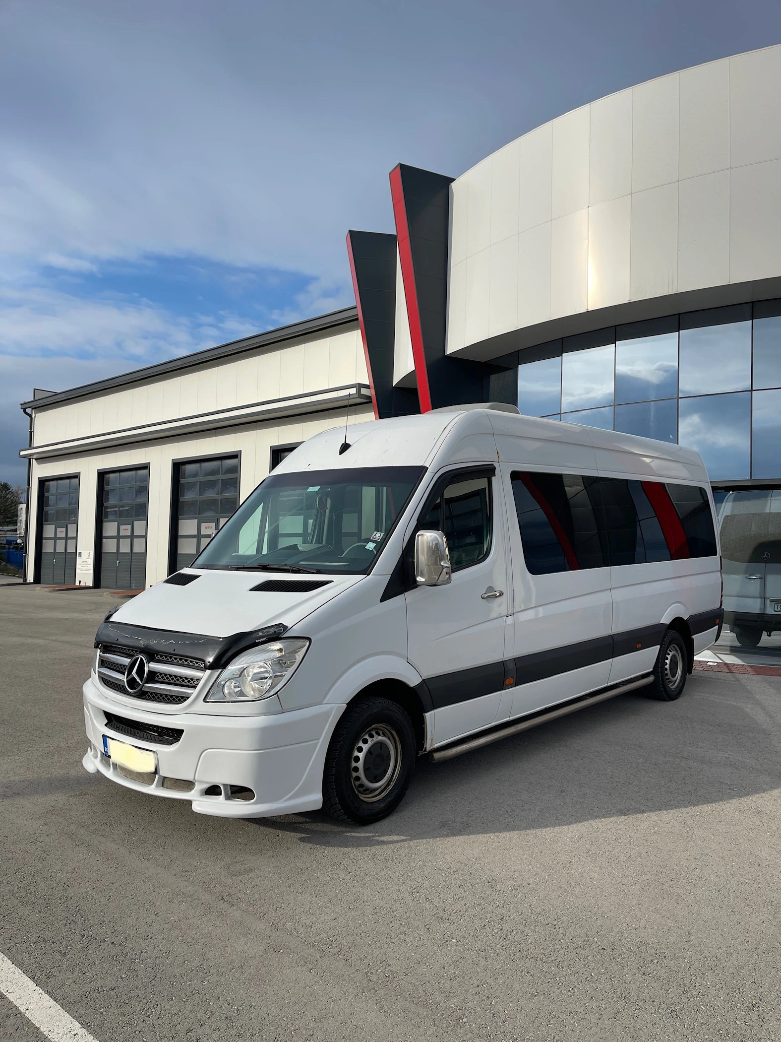 Mercedes-Benz Sprinter 311 CDI 8+1 - изображение 2