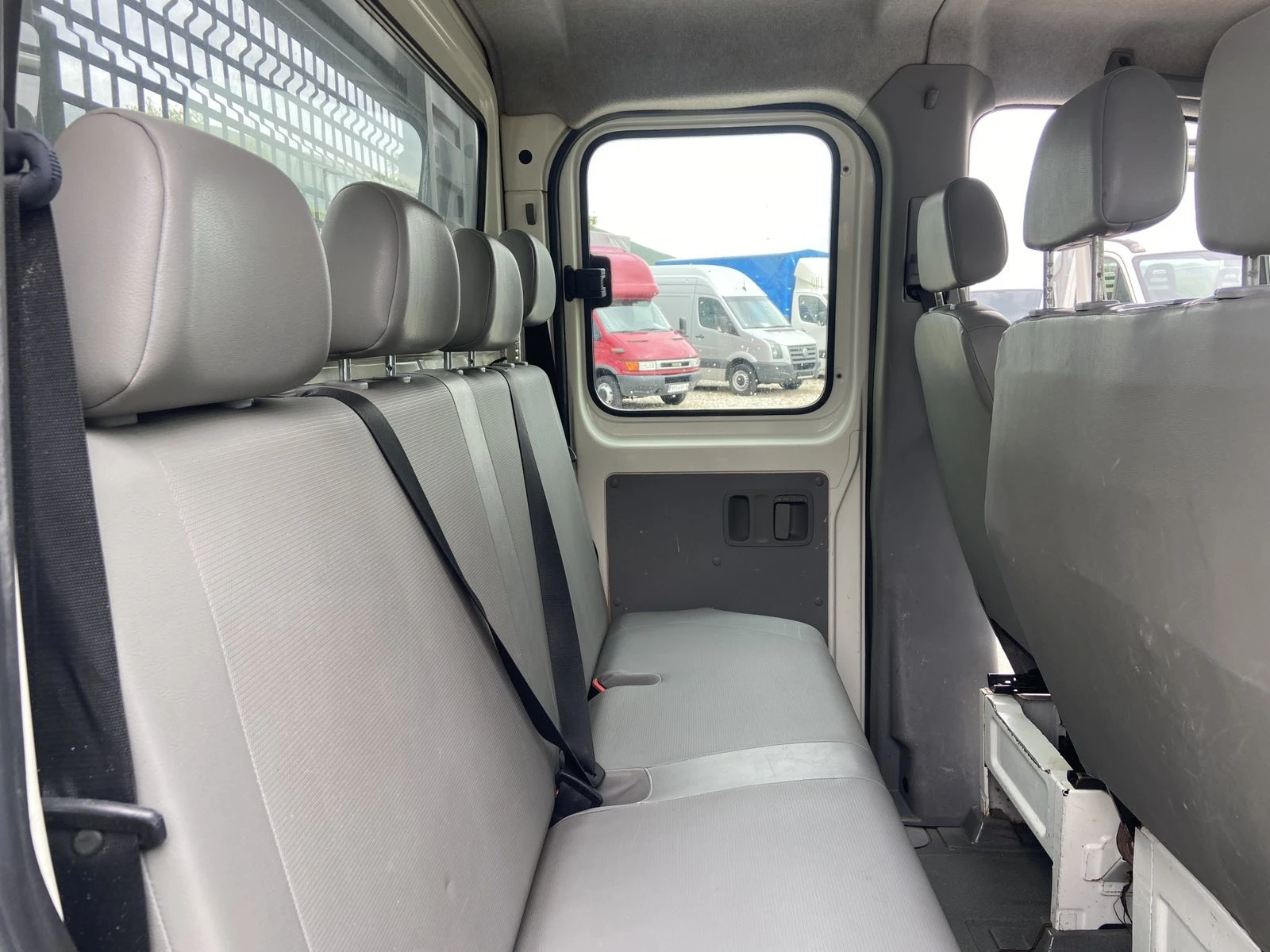 VW Crafter 232000km EURO5 - изображение 8