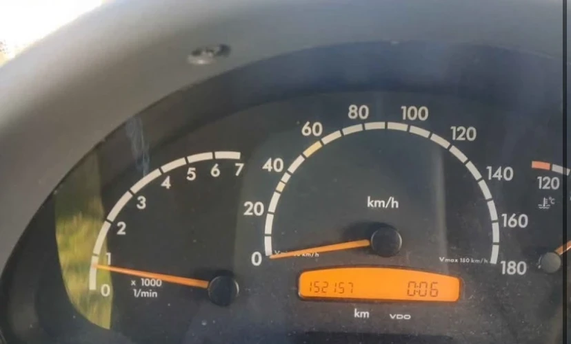 Mercedes-Benz 208 Бордови 152000км!, снимка 8 - Бусове и автобуси - 55450385