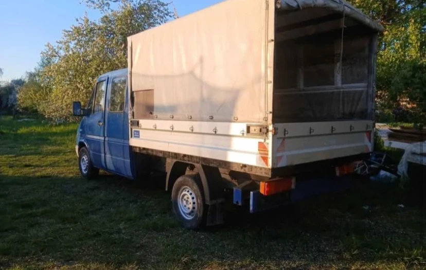 Mercedes-Benz 208 Бордови 152000км!, снимка 3 - Бусове и автобуси - 55450385