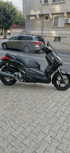     Yamaha X-max 250