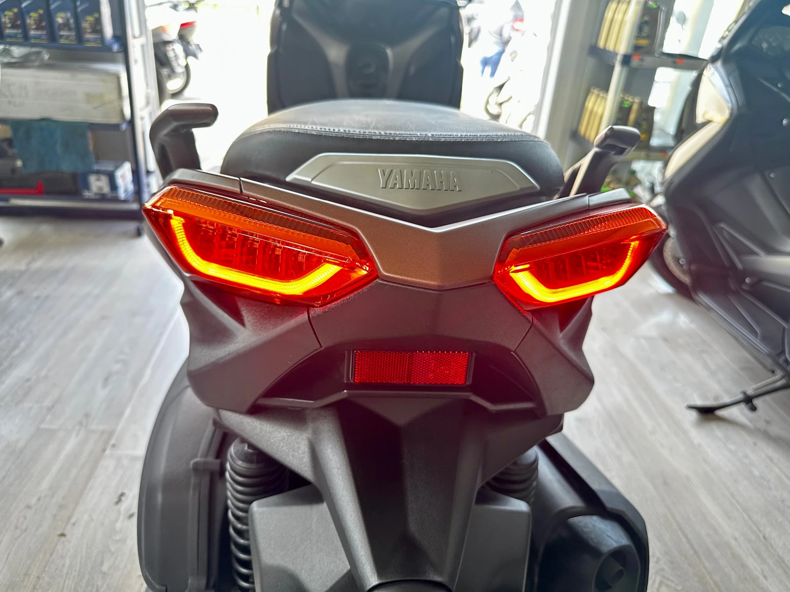 Yamaha X-max 300i ABS/TC/LED 05.2017г. - изображение 3
