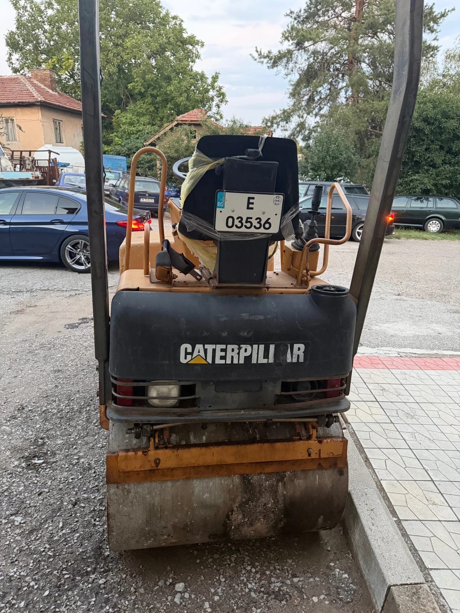 Валяк Cat CB-214D, снимка 4 - Индустриална техника - 55781172