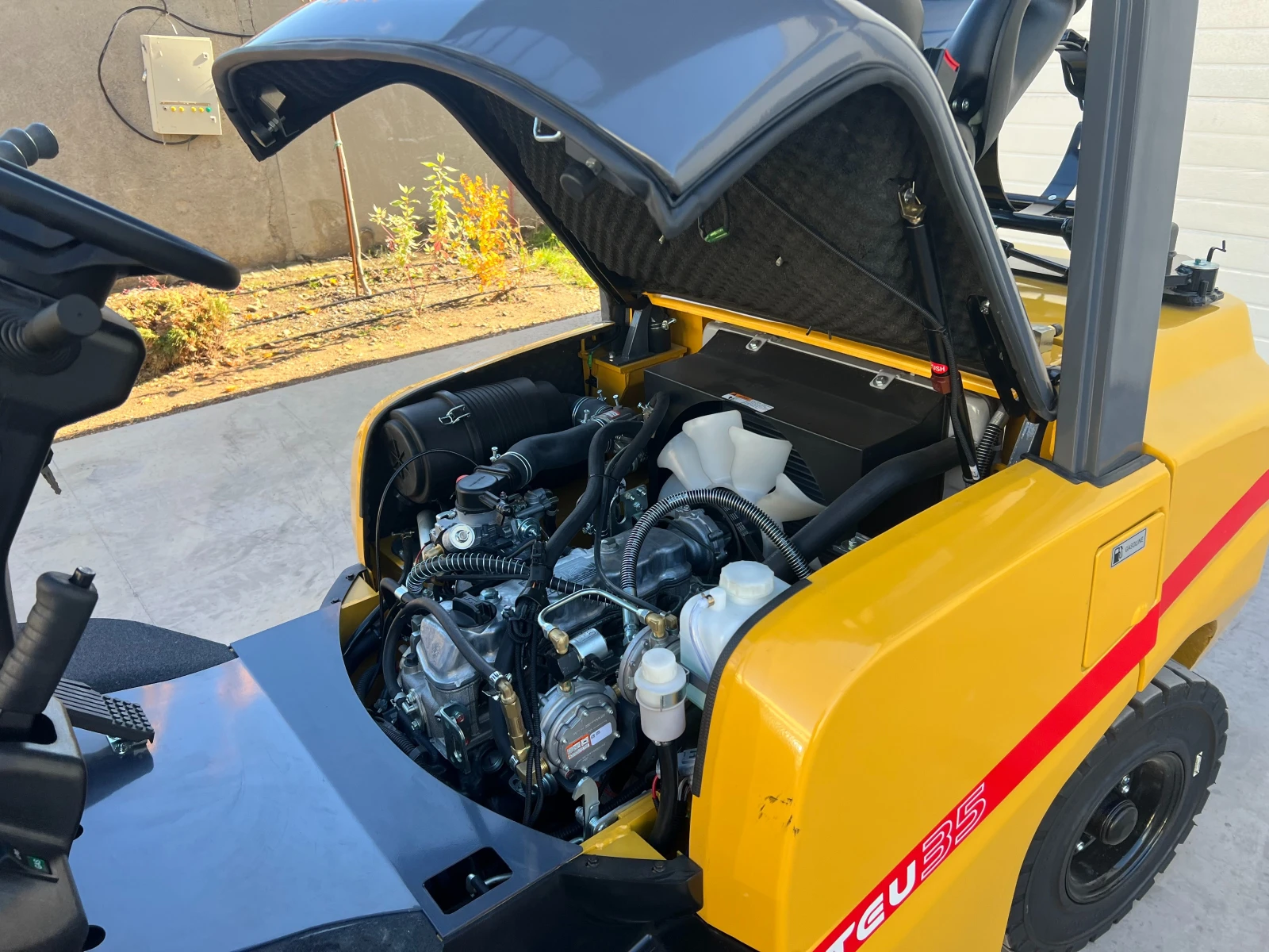  TCM  | NISSAN K25 / | Mobile.bg   11