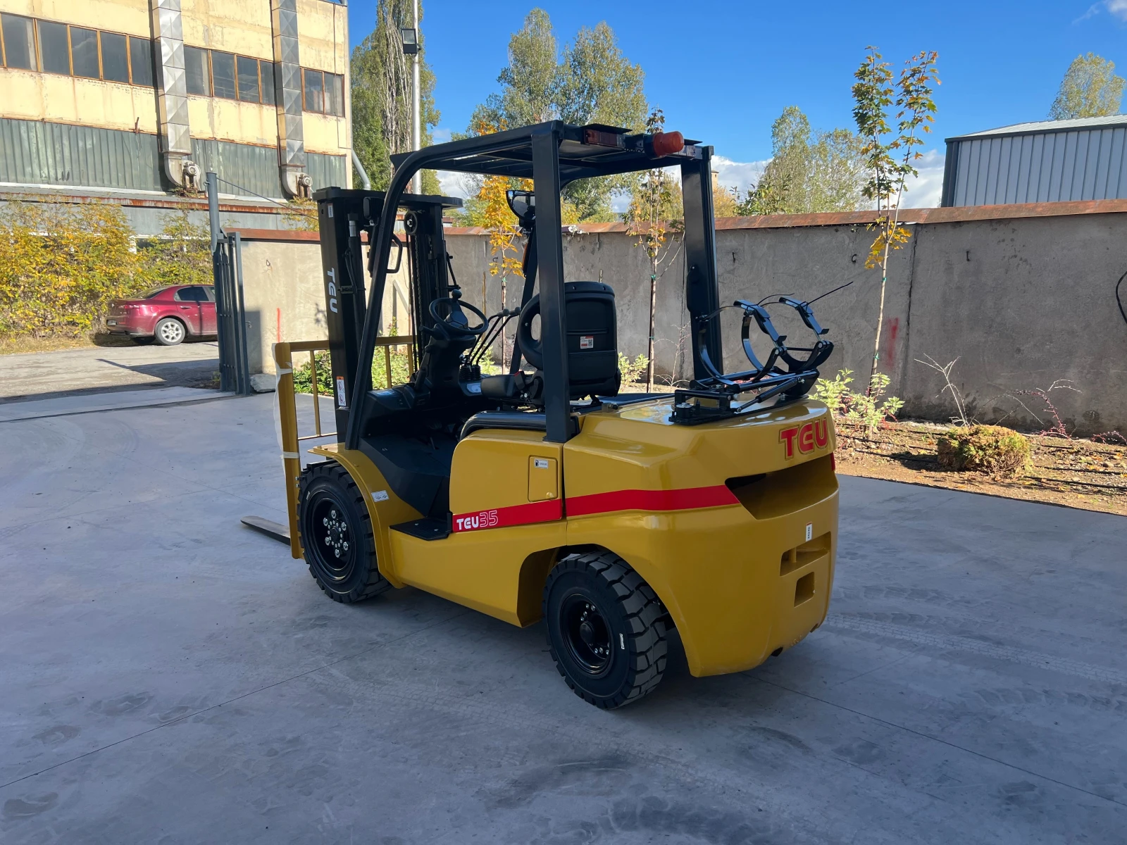  TCM  | NISSAN K25 / | Mobile.bg   3