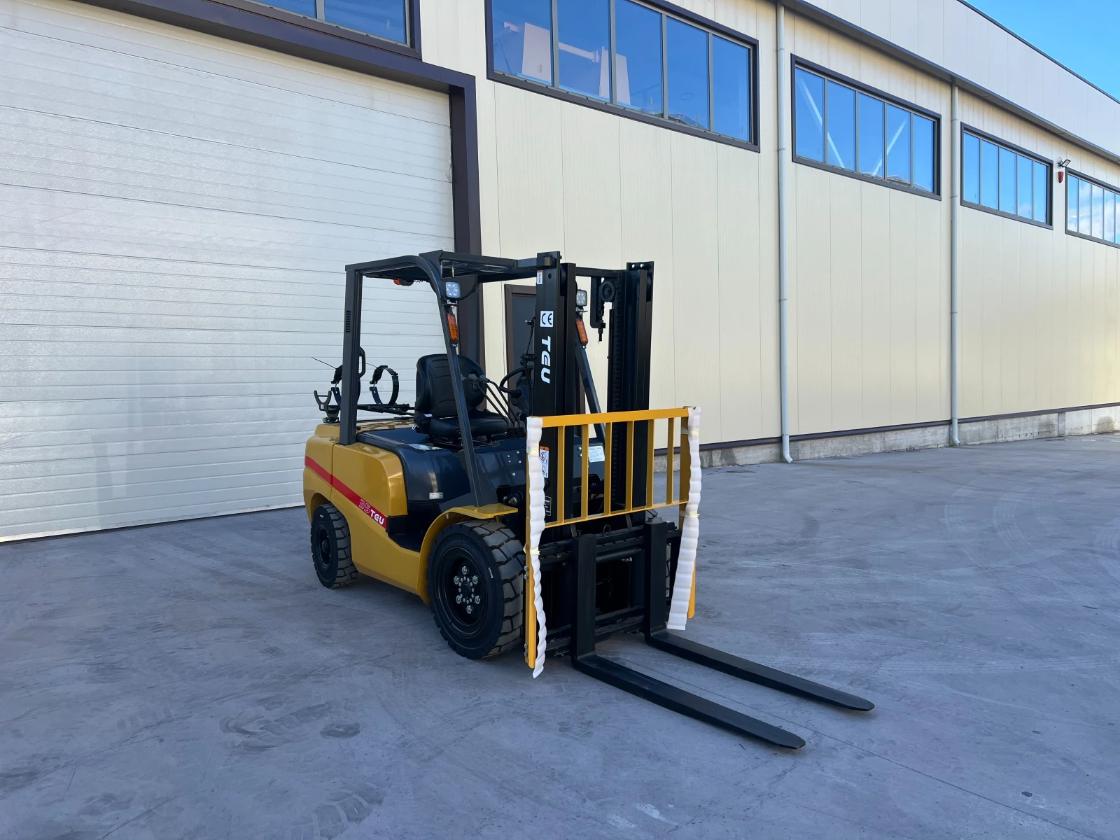  TCM  | NISSAN K25 / | Mobile.bg   1