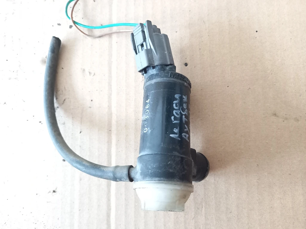 Помпа чистачки Субару Аутбек, Легаси 12г (1)