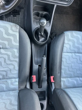 Skoda Fabia 1.2 Бензин, снимка 11