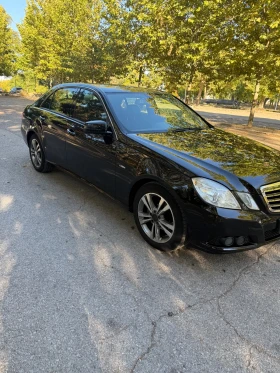 Mercedes-Benz E 220, снимка 8